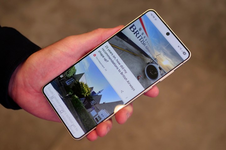 A person holding the Samsung Galaxy S25 Edge.